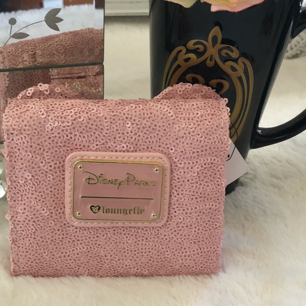Millennial Pink Wallet - Picture 4 of 5